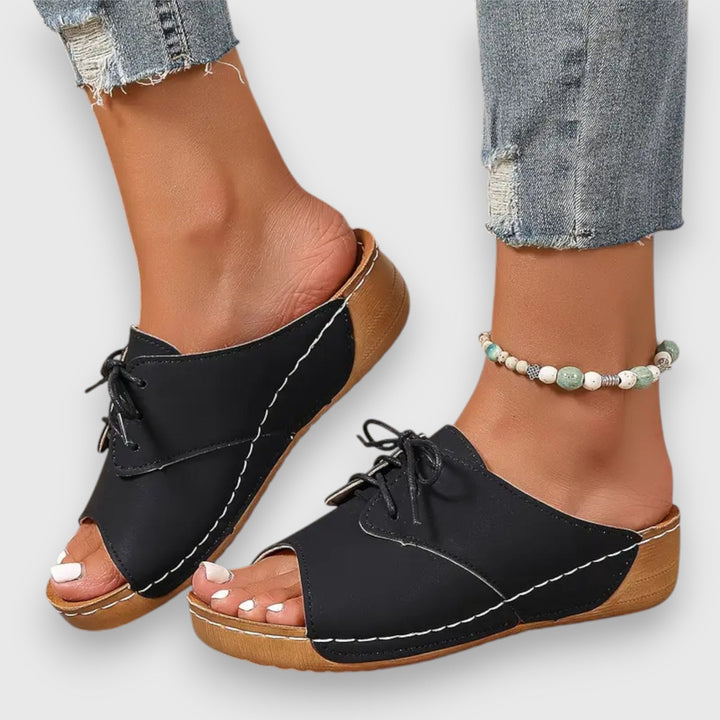 Saskia – Vintage-inspireret sandal