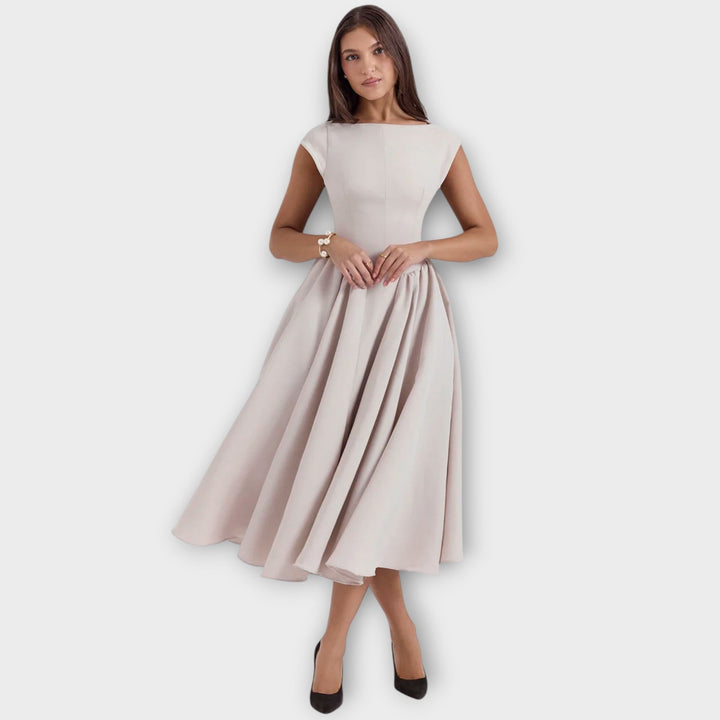 Victoria - Stilfuld Midi Kjole