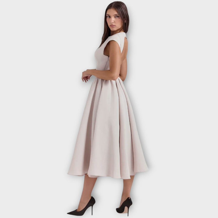 Victoria - Stilfuld Midi Kjole
