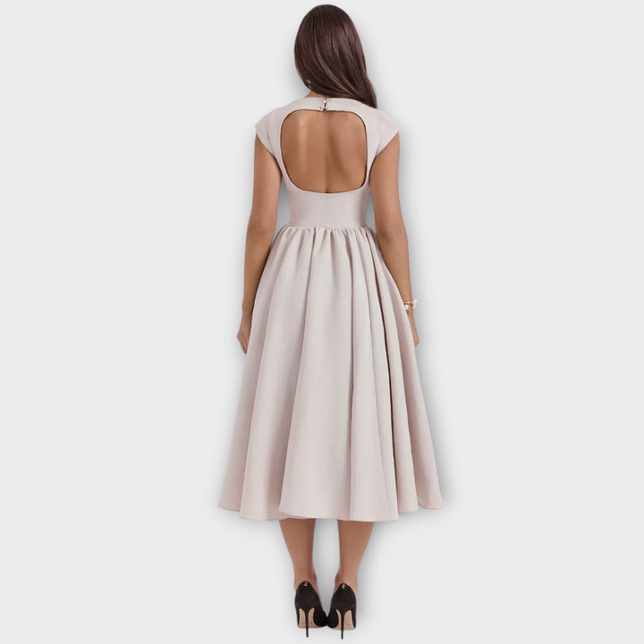 Victoria - Stilfuld Midi Kjole