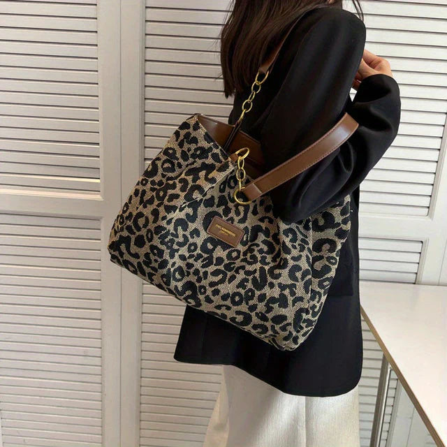 Nora | Leopard Charm Taske