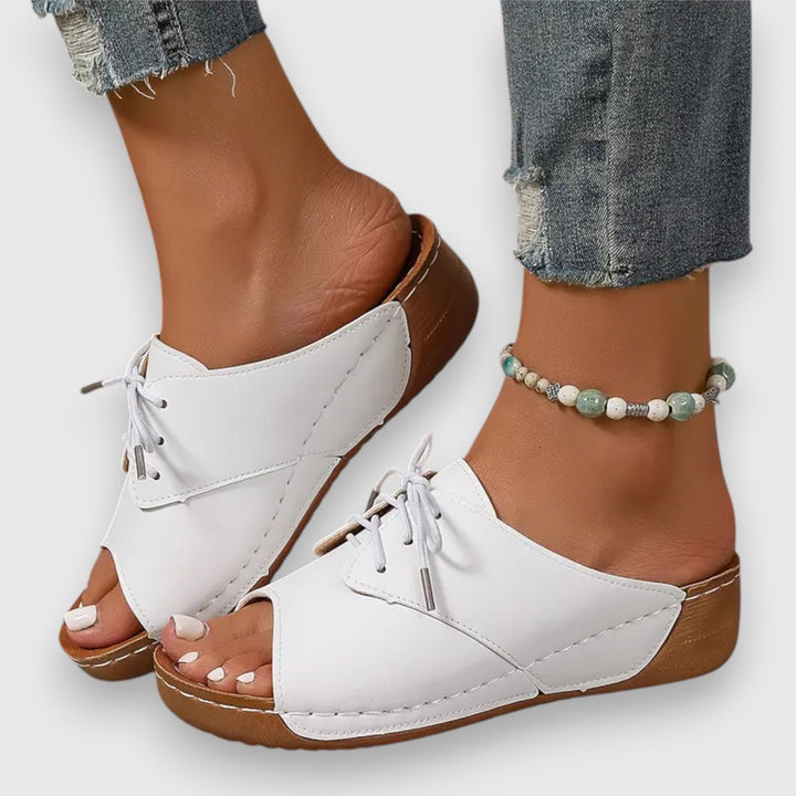 Saskia – Vintage-inspireret sandal