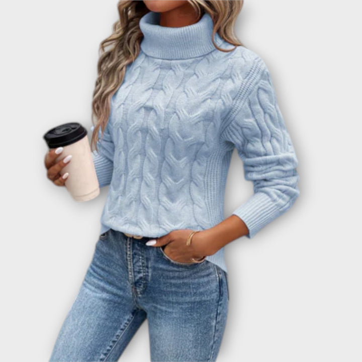 Amelia – Elegant Rullekrave Sweater i Strik