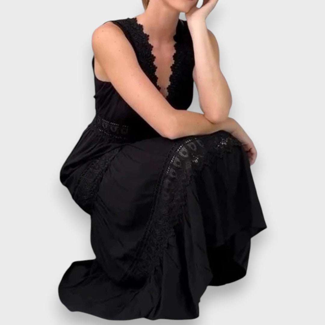 Elsbeth | Elegant Blondekjole med V-udskæring