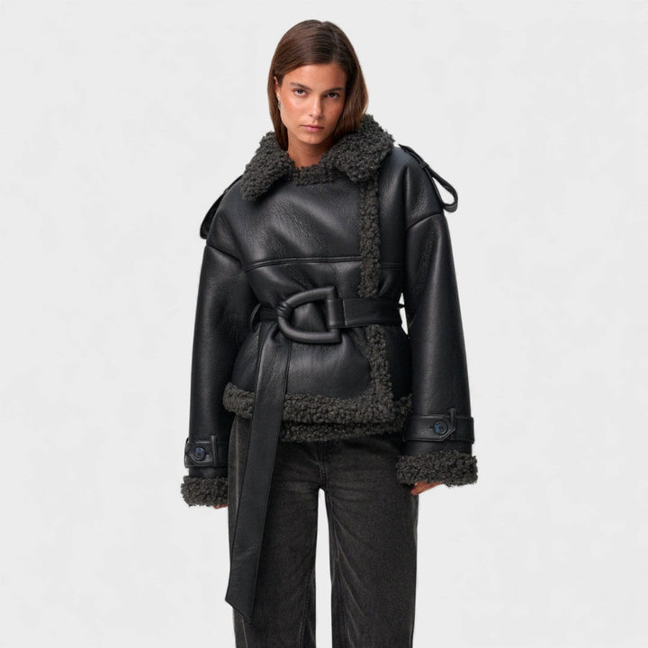 Grace | Shearling frakke med bælte