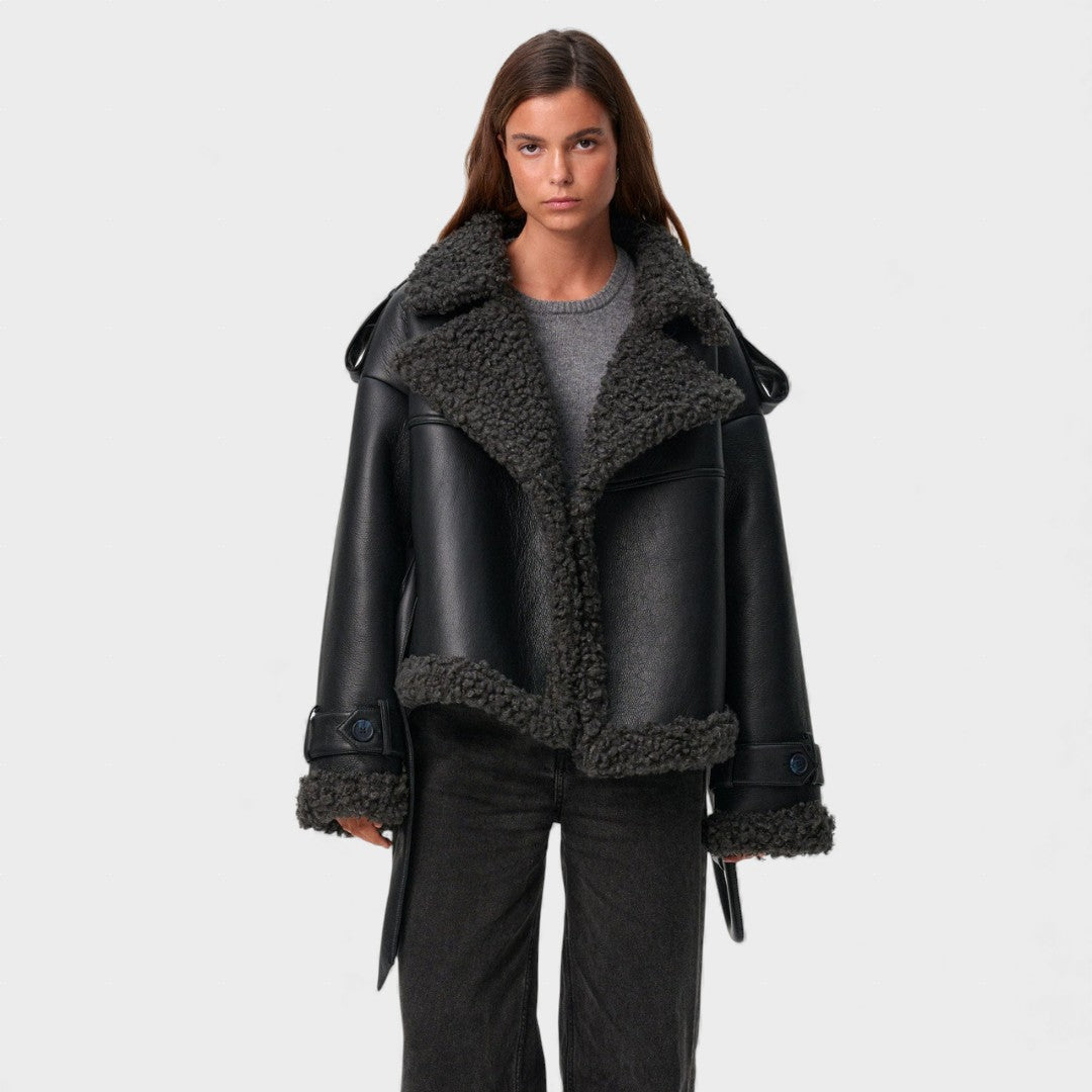 Grace | Shearling frakke med bælte