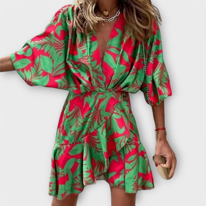 Georgie - Stilfuld Sommerkjole med Flagermusærmer