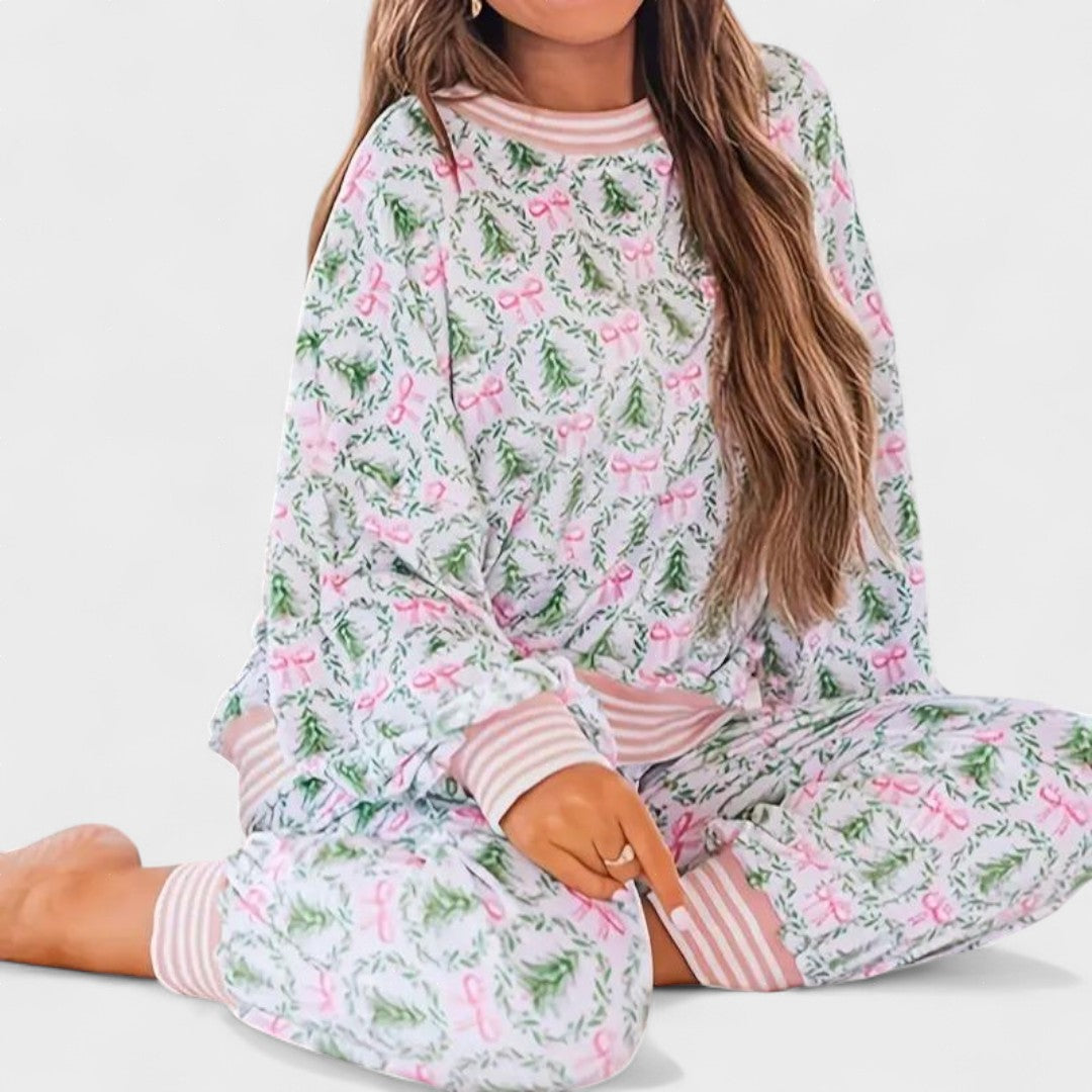 Chloe | Hyggelig julebue print pyjamas sæt