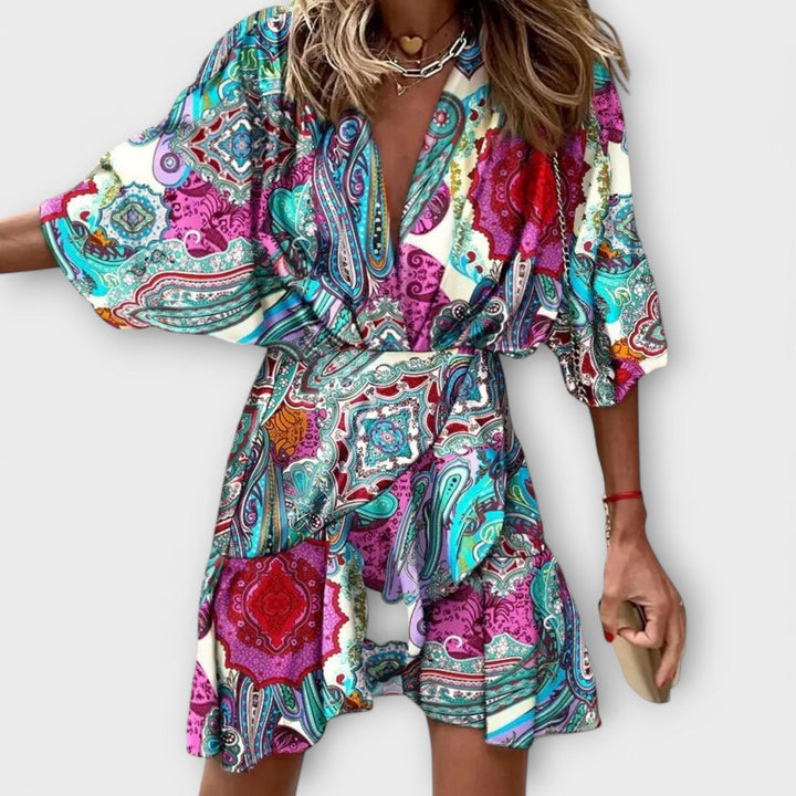 Georgie - Stilfuld Sommerkjole med Flagermusærmer