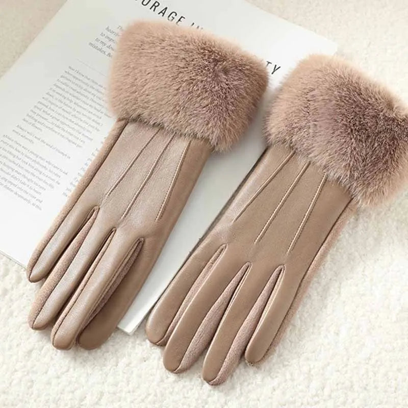 St. Claire | Handsker med Faux Fur Kant