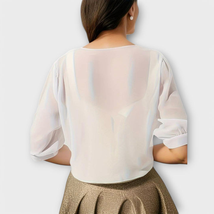 Olivia – Bluse med Åben Front