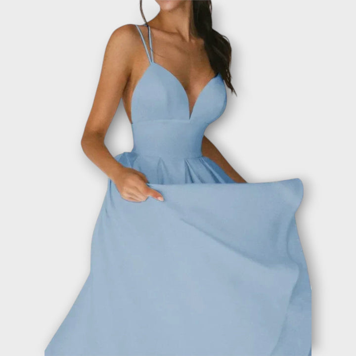 Ailana - Kvinders Kjole med Dyb V-udskæring