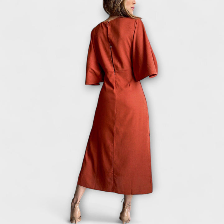 Holly - Casual Kjole med V-Udskæring i Bomulds-Linned Blandning med Bånd