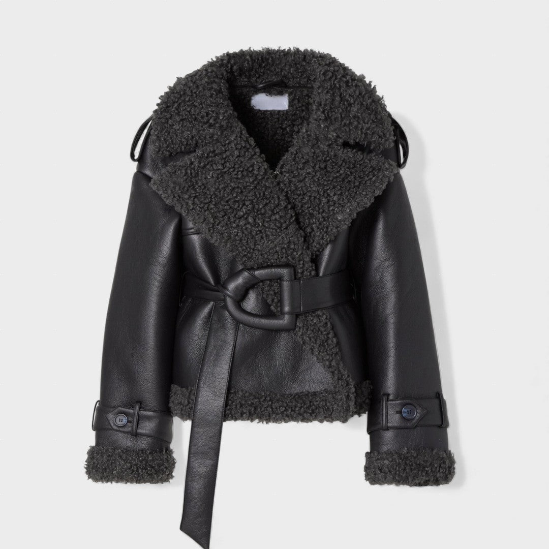 Grace | Shearling frakke med bælte