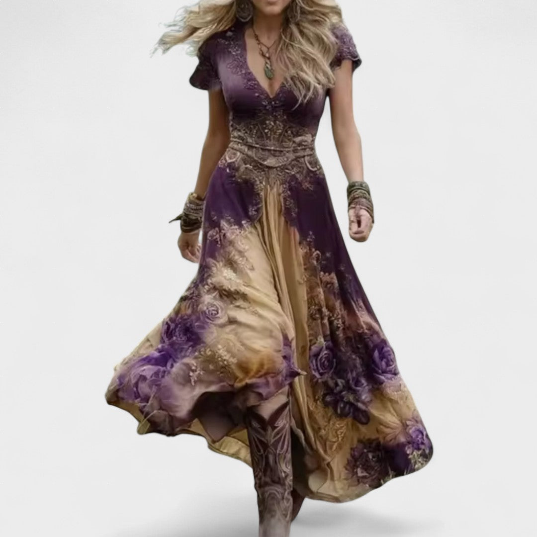 Elina | Stilfuldt Skåret Blomsterkjole