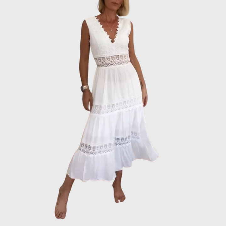 Ninfea | Ærmeløs Midi Kjole i Boho Stil med Blonde Detaljer