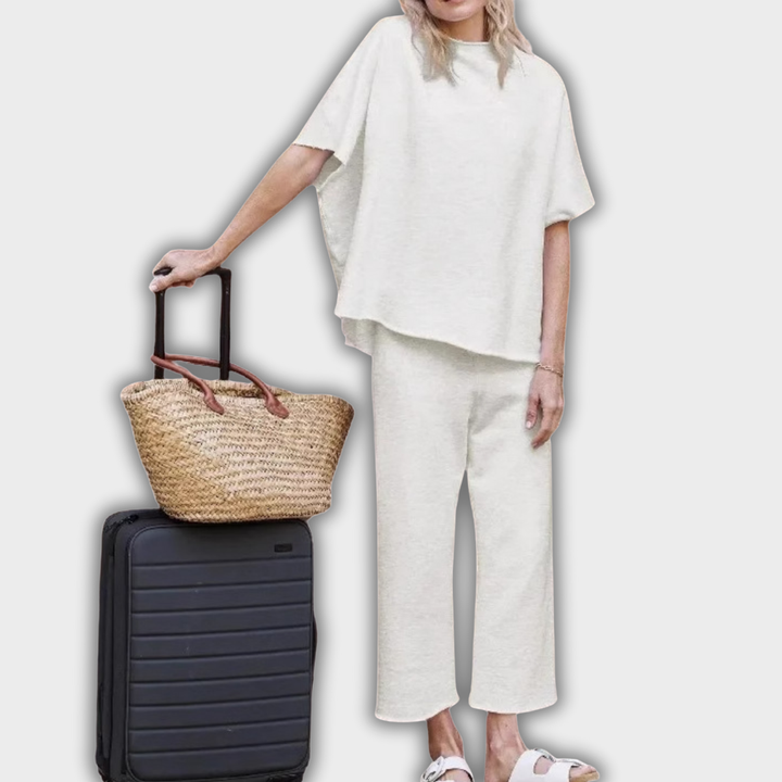 AELLA – Komfortabel Sæt med Løs Pasform & Batwing Ærmer