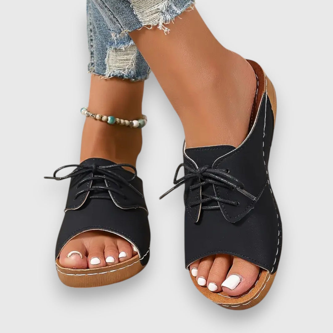 Saskia – Vintage-inspireret sandal
