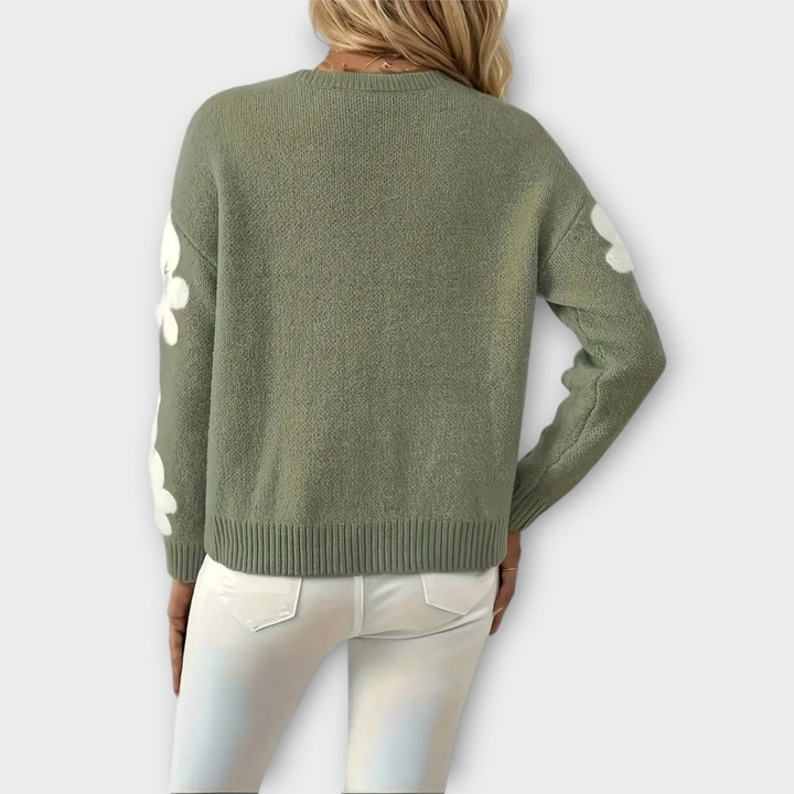 Silke - E blød strikket jumper med blomstermotiv