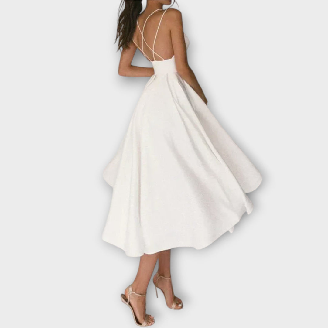 Ailana - Kvinders Kjole med Dyb V-udskæring