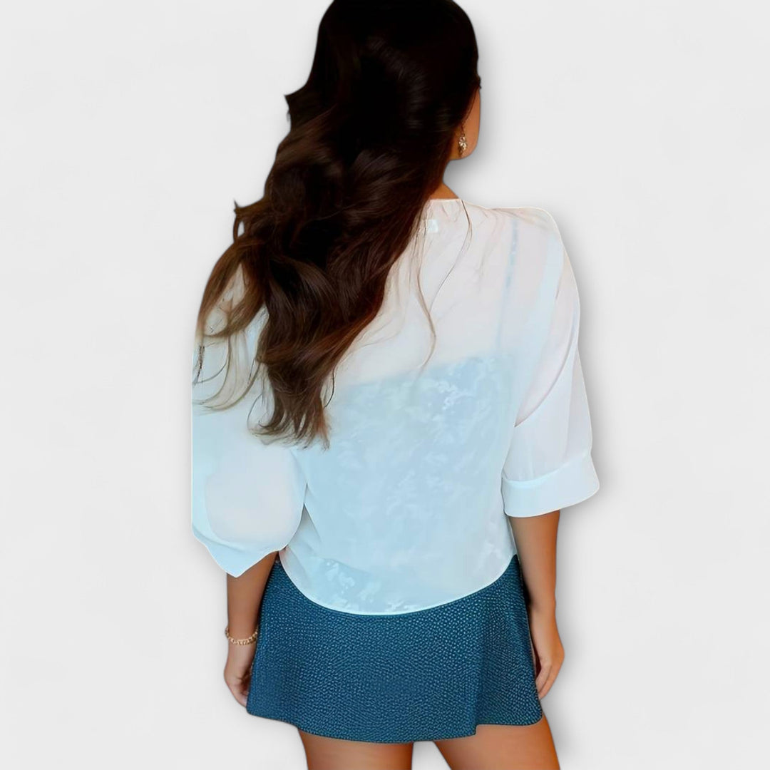 Olivia – Bluse med Åben Front