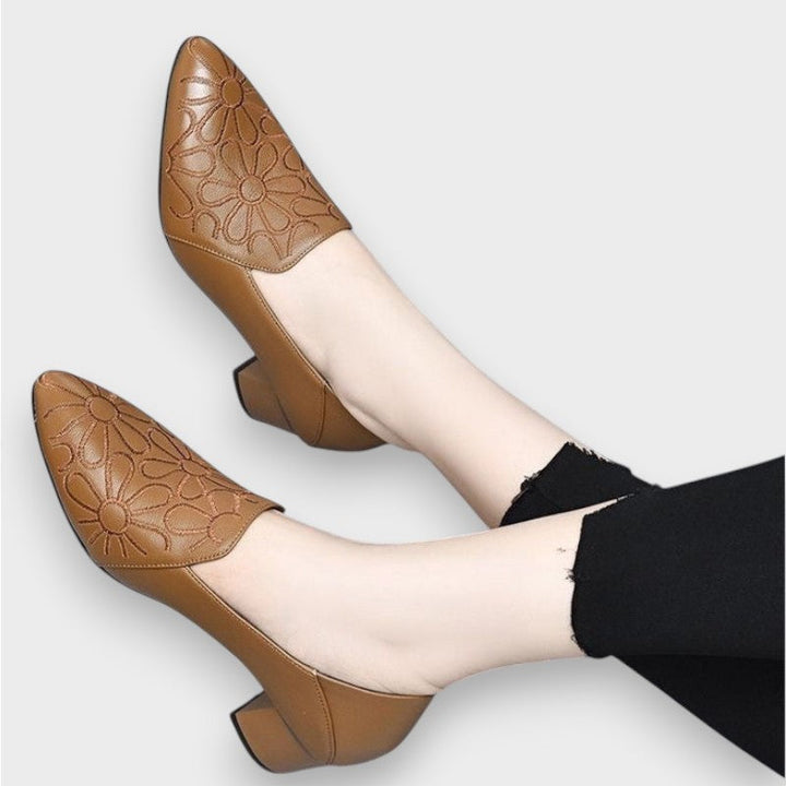 Nala | Bløde Pumps lavet af Vegansk Læder med Broderi