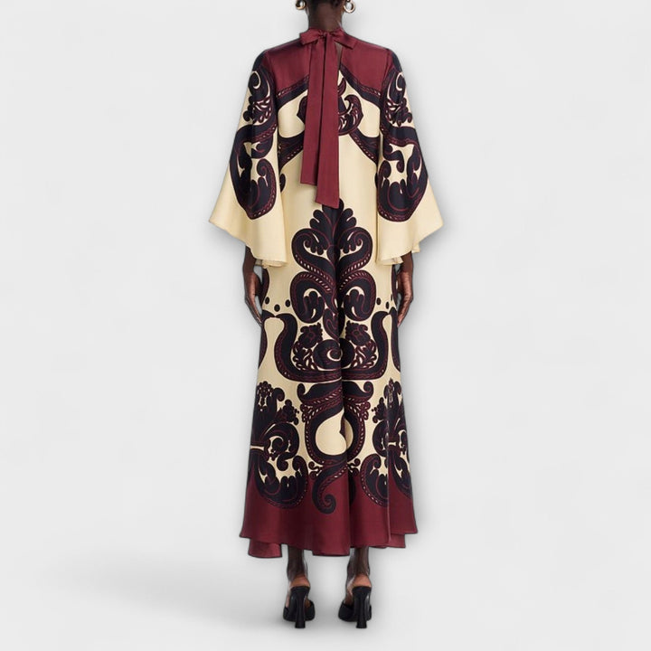 Lucy - Fantastisk Maxi Kjole med Grenadilla Print for Ubesværet Elegance