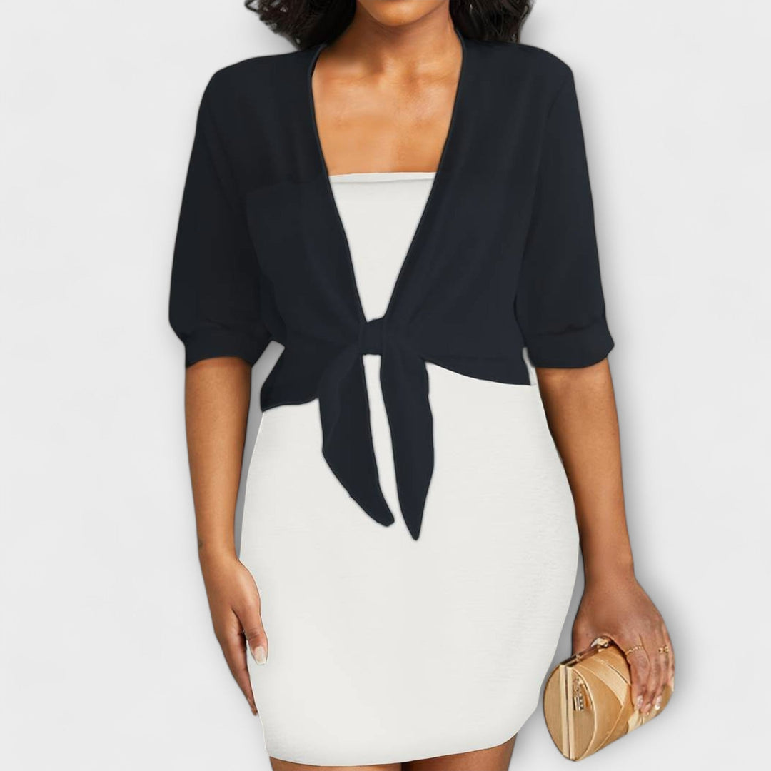 Olivia – Bluse med Åben Front