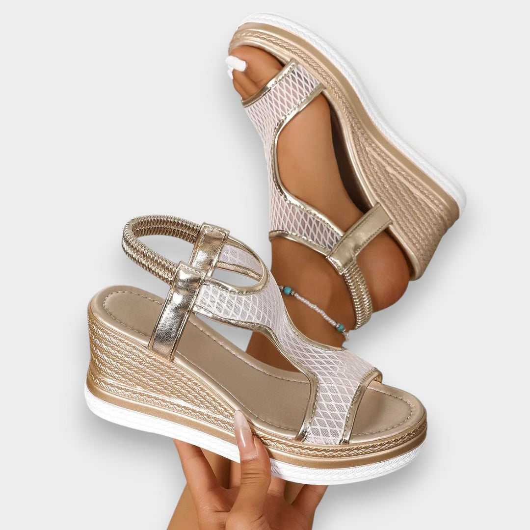 Léa | Elegant Orthopædisk Slip-On Sandal til kvinder med kilehæle