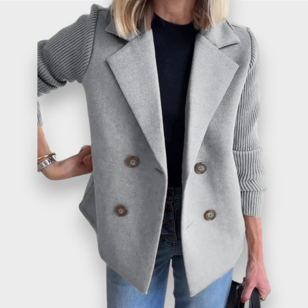 Amora | Elegant Cardigan med Ærmer