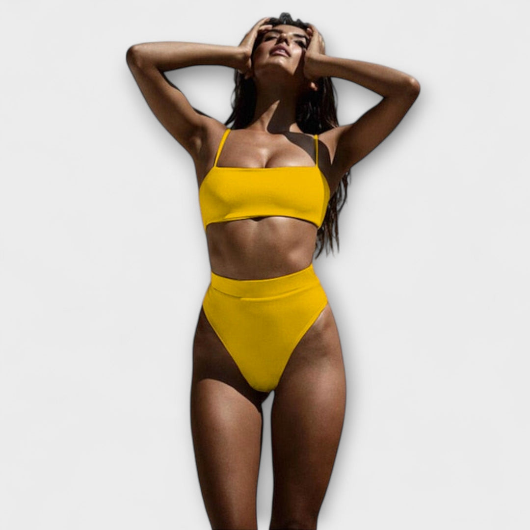 Amanda - To-delt Bikini Sæt