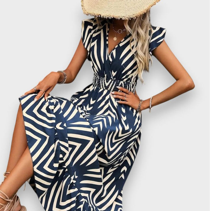 Milena | Kjole med Allover Print og Smocket Talje